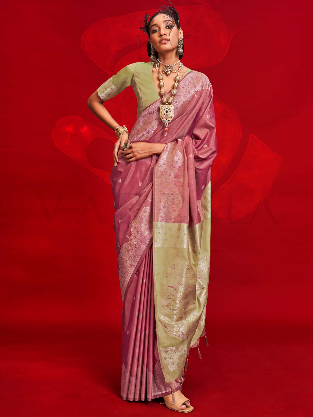 Kontessa Roycce Tussar Silk Handloom Saree – Elegant Designer Saree with Ikkat Pallu for Festive & Wedding Wear, Experience the luxury of the Kontessa Roycce Tussar Silk Handloom Saree, crafted with exquisite ikkat pallu & contrast blouse. A masterpiece in handwoven elegance, perfect for weddings & grand celebrations.