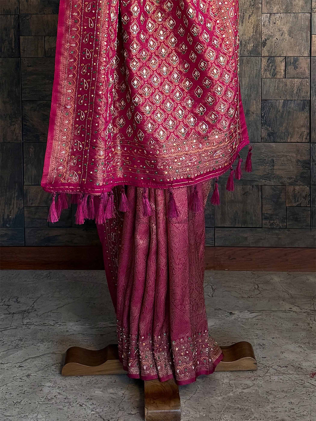 Pink-Golden Zari Kanjeevaram Silk Saree with Exquisite Handwork & Regal Elegance
