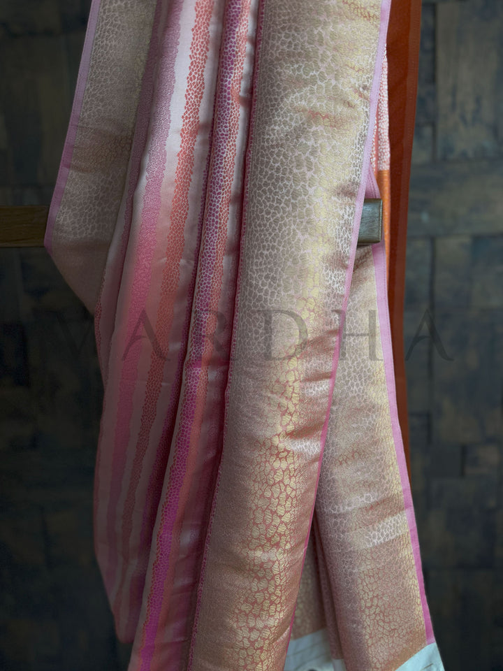 Elegant Off White Saree with Intricate Thread Weaving for Festive Occasions