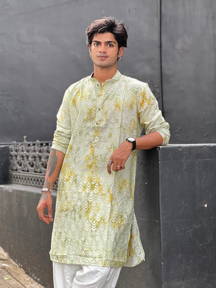 Olive-White Viscose Flowy Leaf Pattern Shibori Dyed Men's Kurta