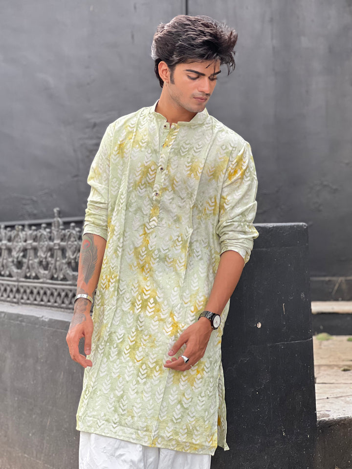 Olive-White Viscose Flowy Leaf Pattern Shibori Dyed Men's Kurta