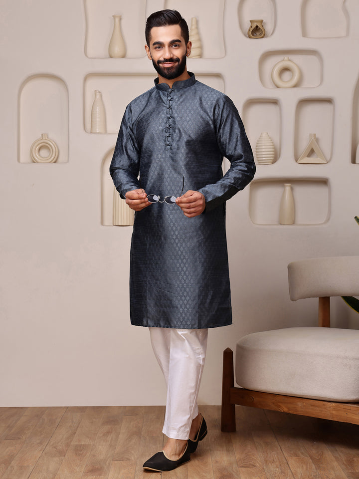 Grey Jacquard Kurta with Mini Buti