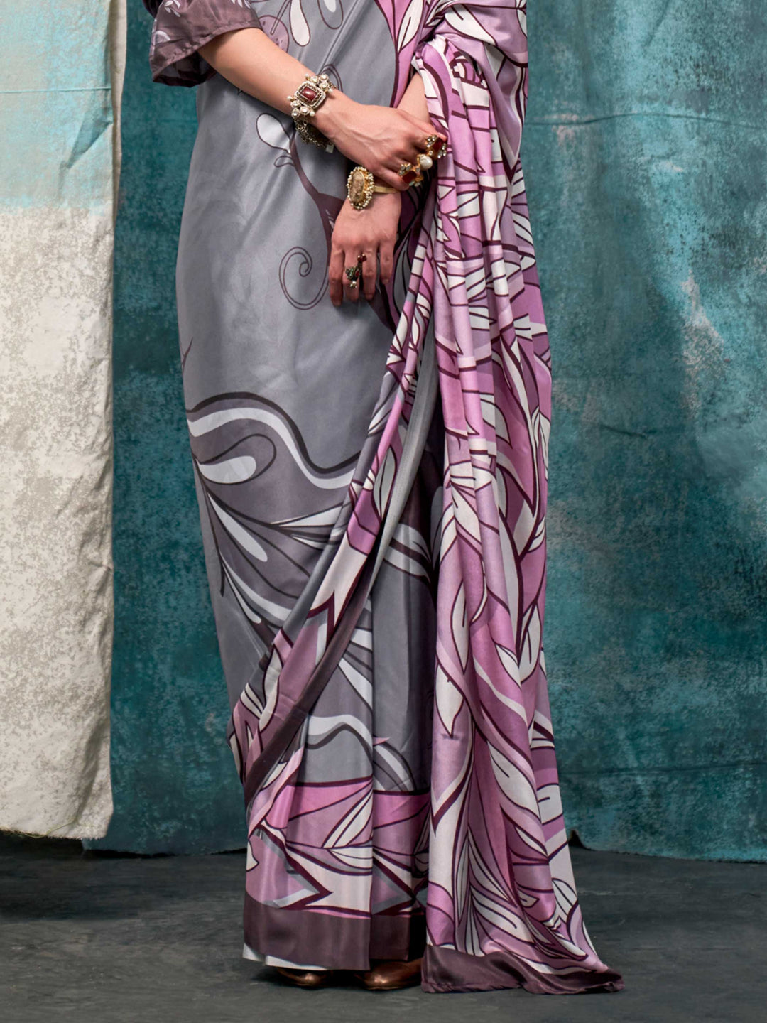 Elegant Lavender Crepe Silk Saree with Kalamkari Prints