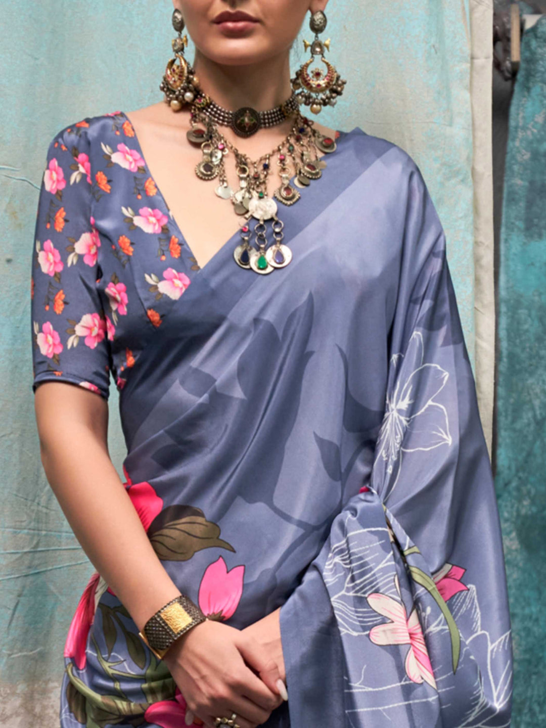 Elegant Silver Grey Crepe Silk Saree with Kalamkari Prints