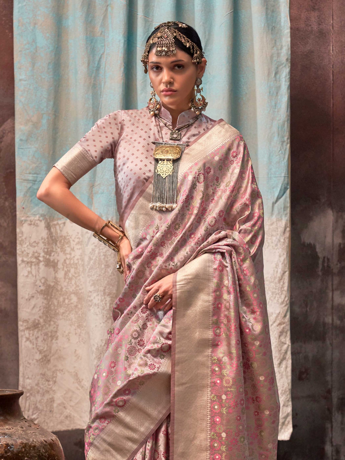 Blush Pink & Beige Pure Satin Handloom Weaving Art Silk Saree – Handwoven Heritage for Grand Occasions