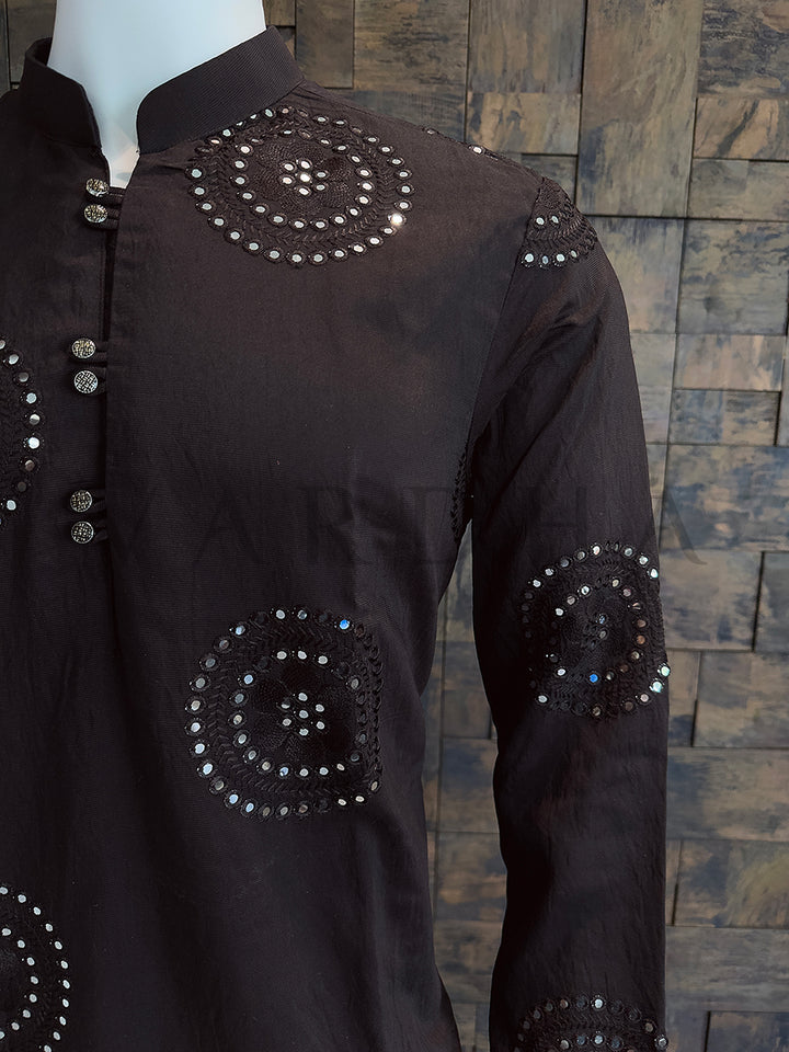 Black Embroidered Kurta with Thread and Mirror Work