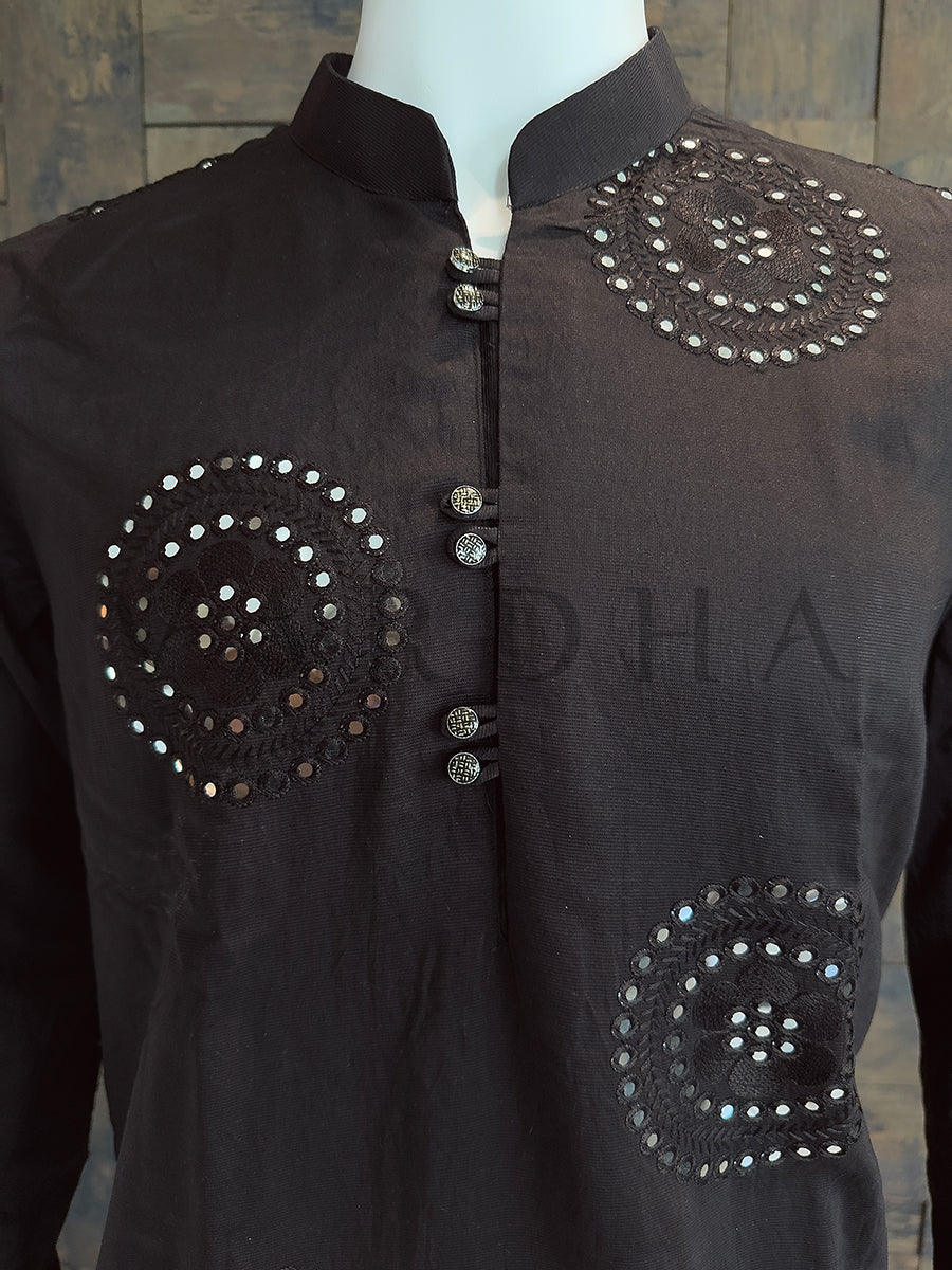 Black Embroidered Kurta with Thread and Mirror Work