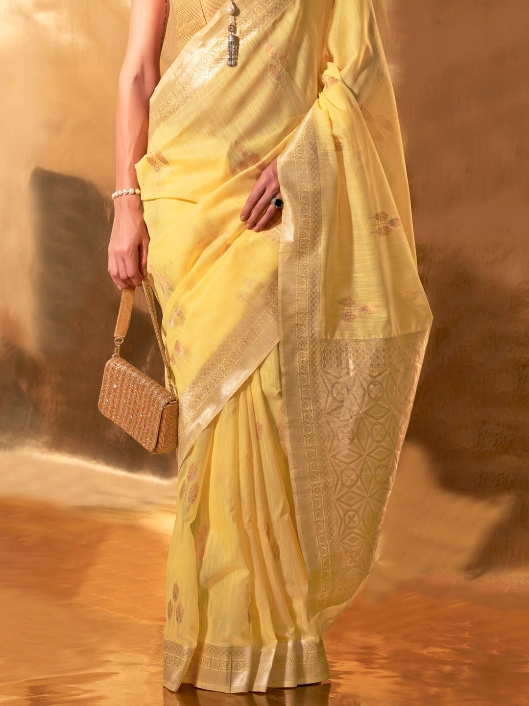 Lemon Yellow–Gold linen cotton saree perfect for mehendi, pooja or engagement festivities. Classic Lemon Yellow–Gold saree with light zari accents and contrast blouse suggestion.