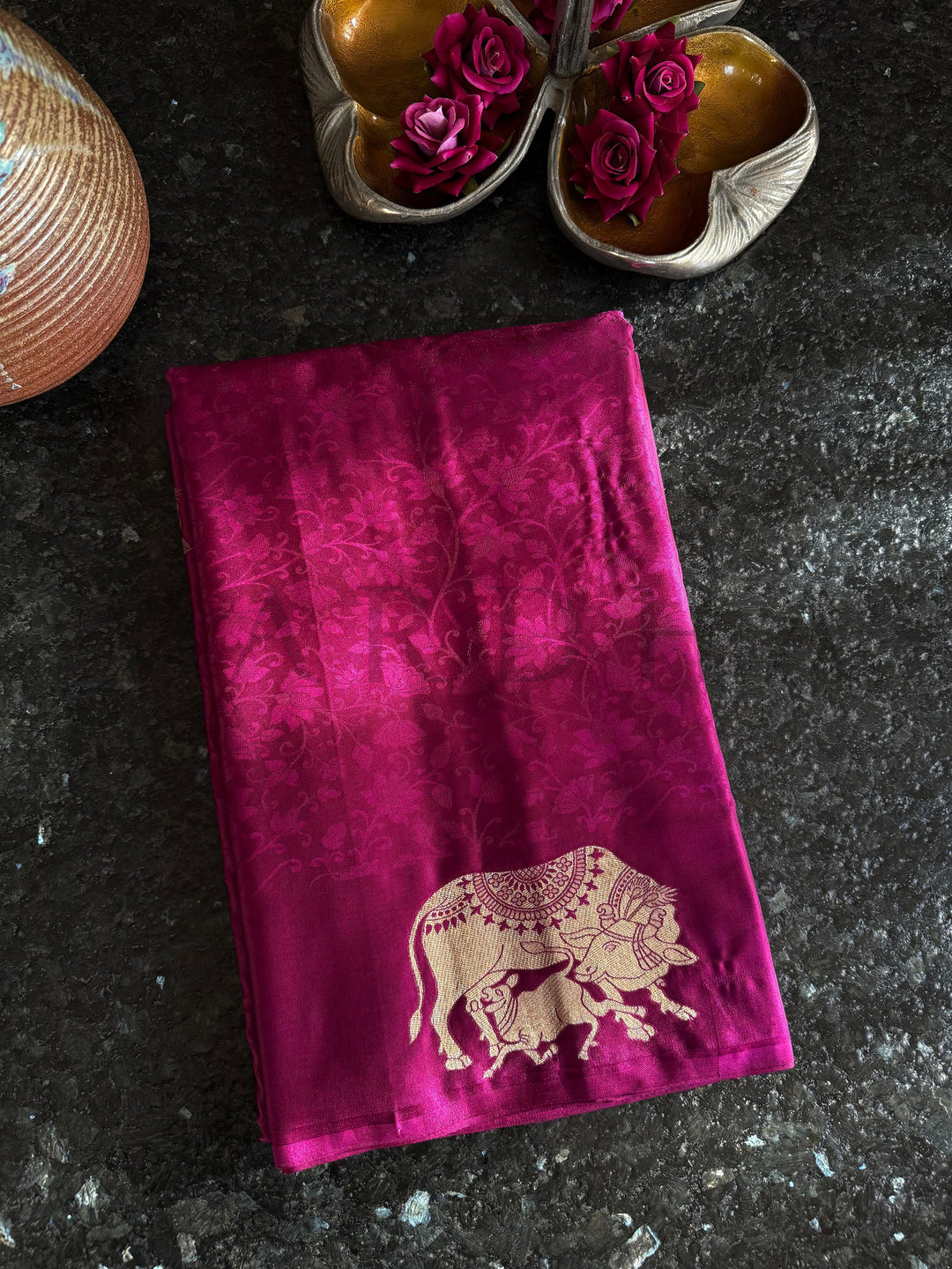 Rose gold motif magenta saree with unstitched blouse piece