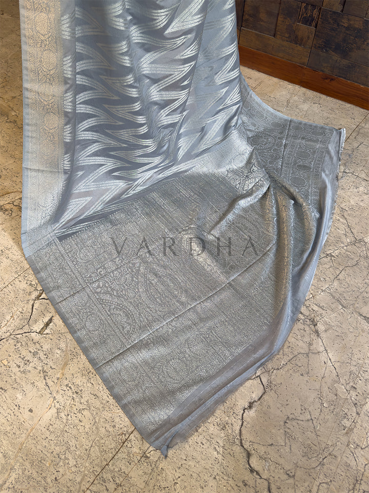 Grey Feather Soft Georgette Saree With Silver Zari