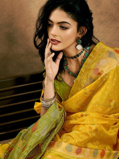 Banarasi Sarees Silk Sarees Yellow Festive Vows Wedding Yellow Krystal ARTICLE Sunflower Yellow Leaf Green