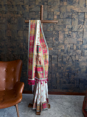 Full Draped Saree on Wooden Stand with Contrast Magenta & Gold Pallu Detailing