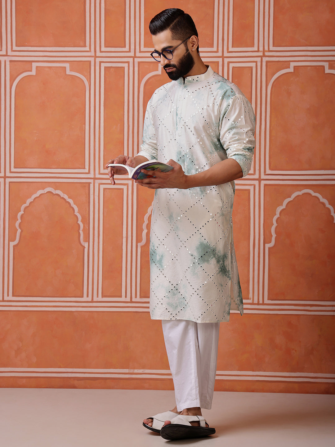 Green Abstract Kurta with Tie-Dye and Mirror Work