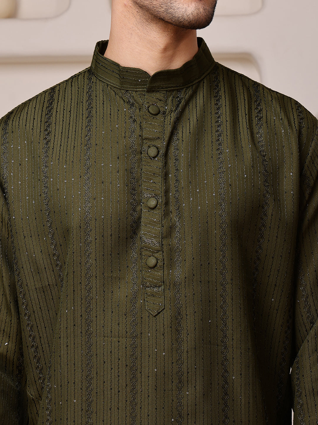 Green Embroidered Kurta with Sequins dots