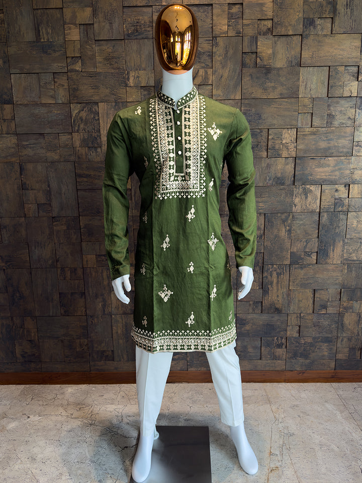 Bottle Green Viscose Embroidered Kurta with Mirror & Thread Work