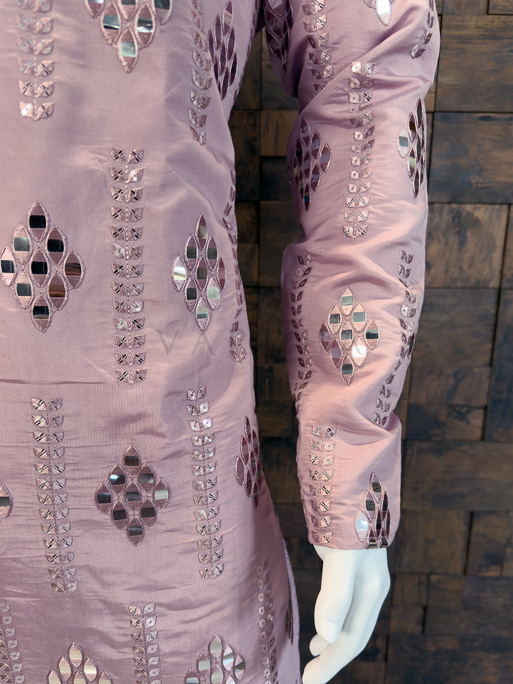 Mauve Art Silk Kurta with Geometric Diamond Foil Mirror Work