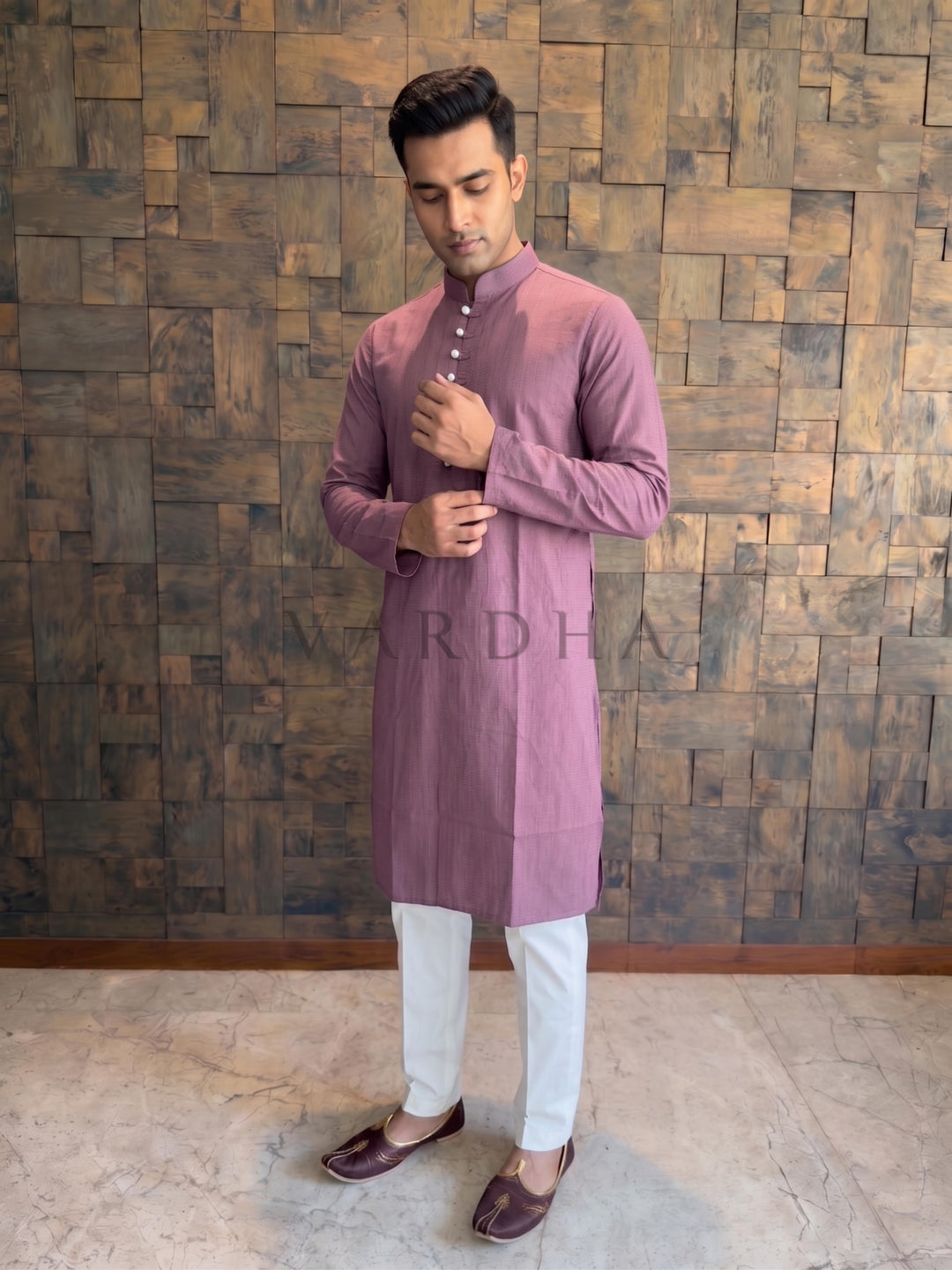 Dusty Mauve Pink Textured Cotton Kurta with Metallic Loop Placket
