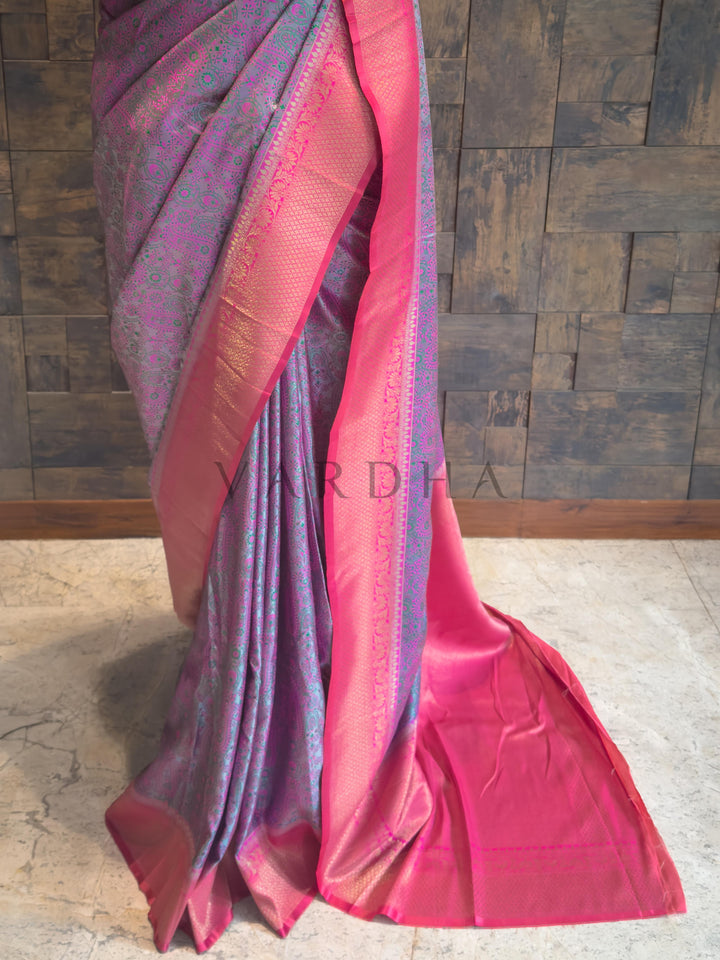 Grey-Pink Tanchoi Satin Silk Saree with Zari Border