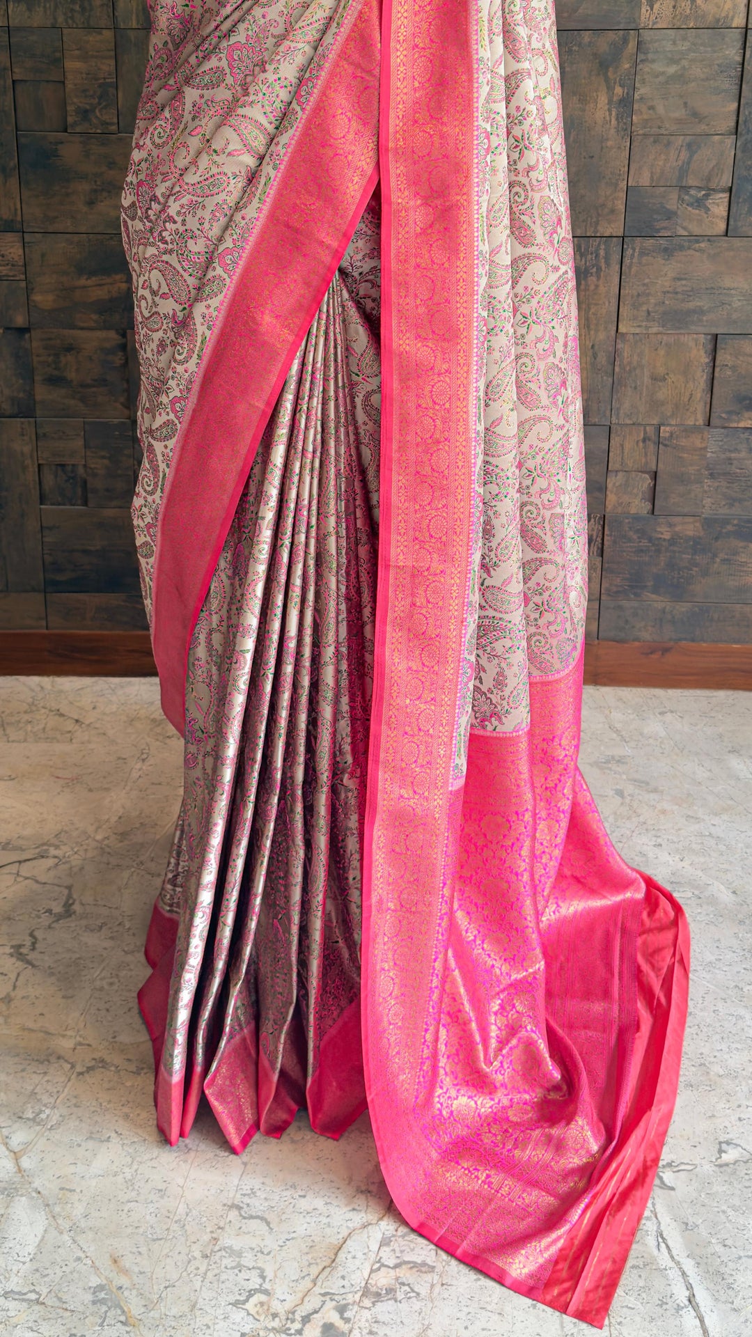 Cream Pink Woven Kalamkari Art Silk Traditional Saree with Zari Work