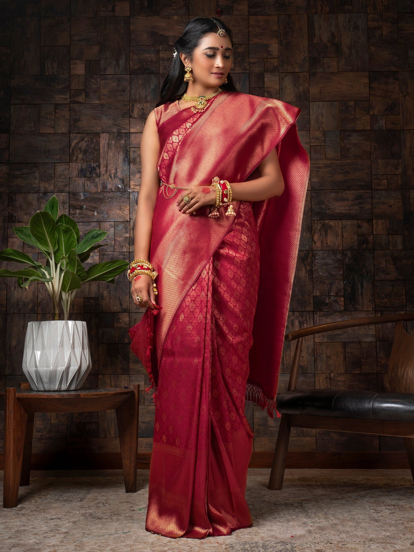 Persian Red Golden Zari Kanjeevaram Silk Saree