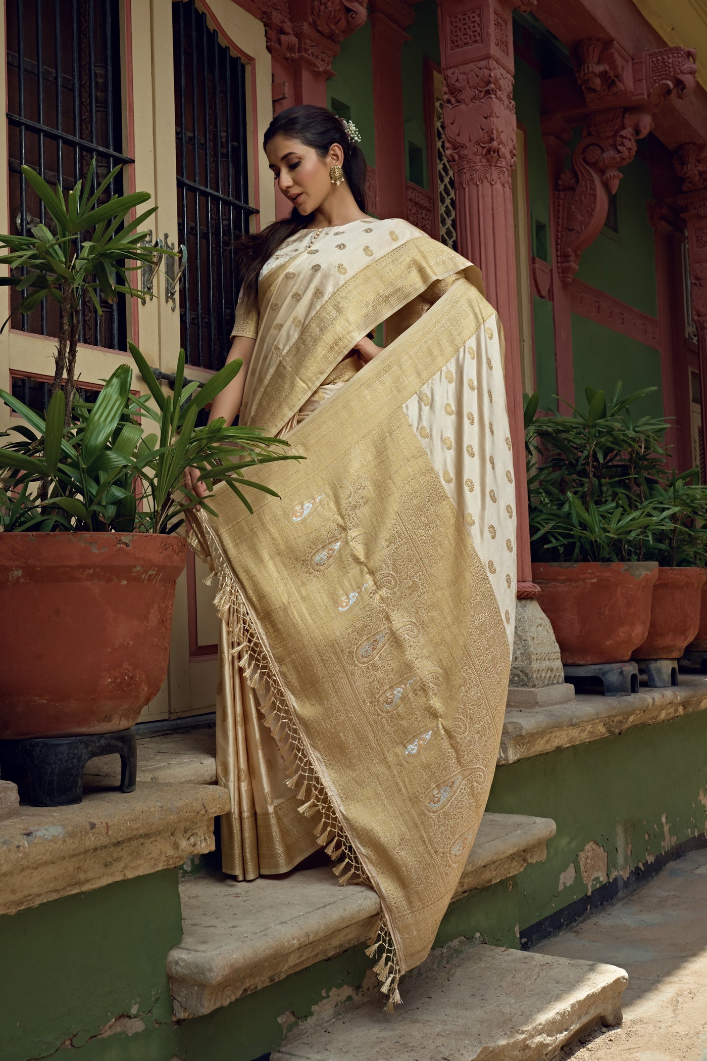 Ivory White Golden Zari Banarasi Satin Silk Saree