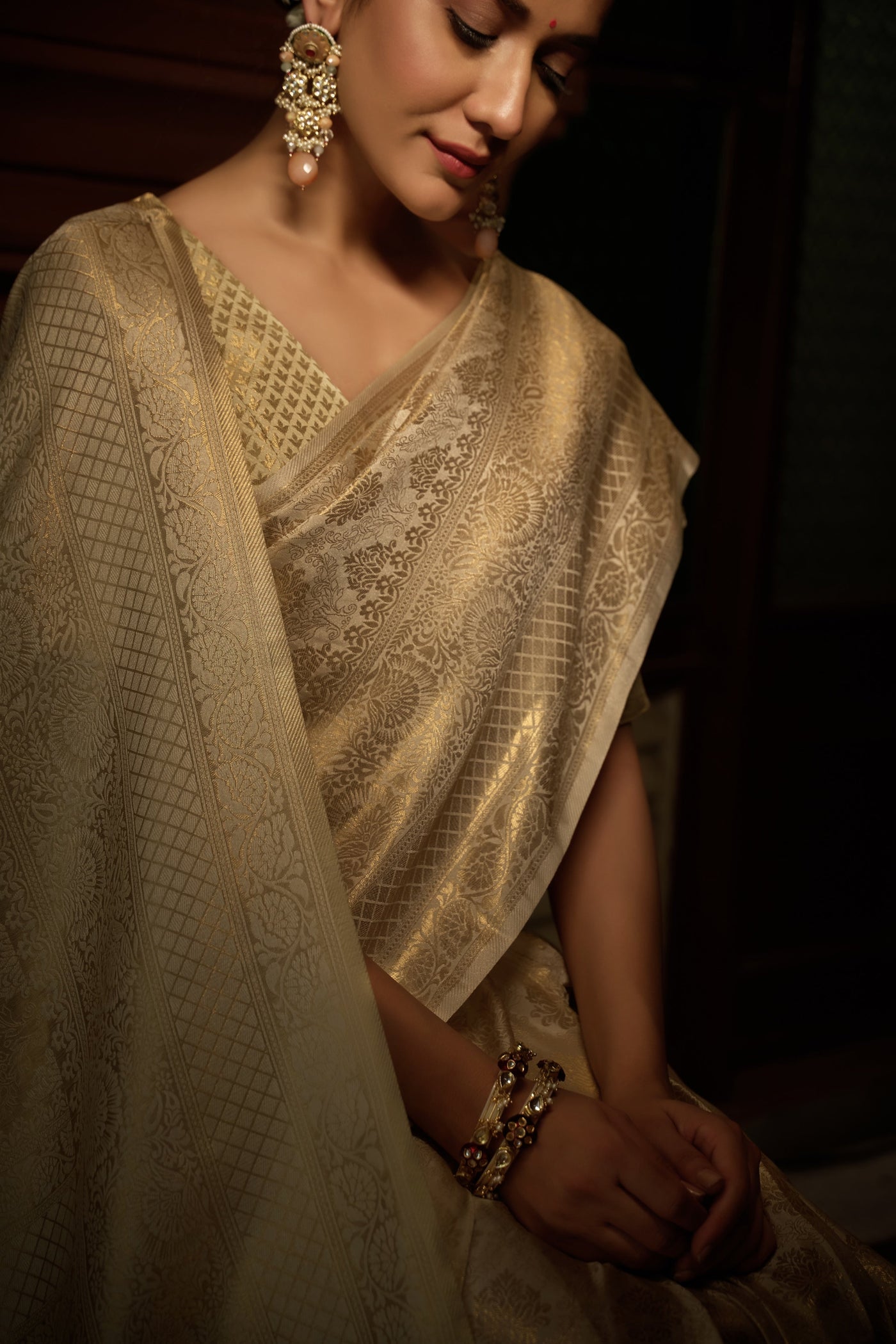 Pooja Banerjeee in Vanilla White Golden Zari Kanjeevaram Silk Saree