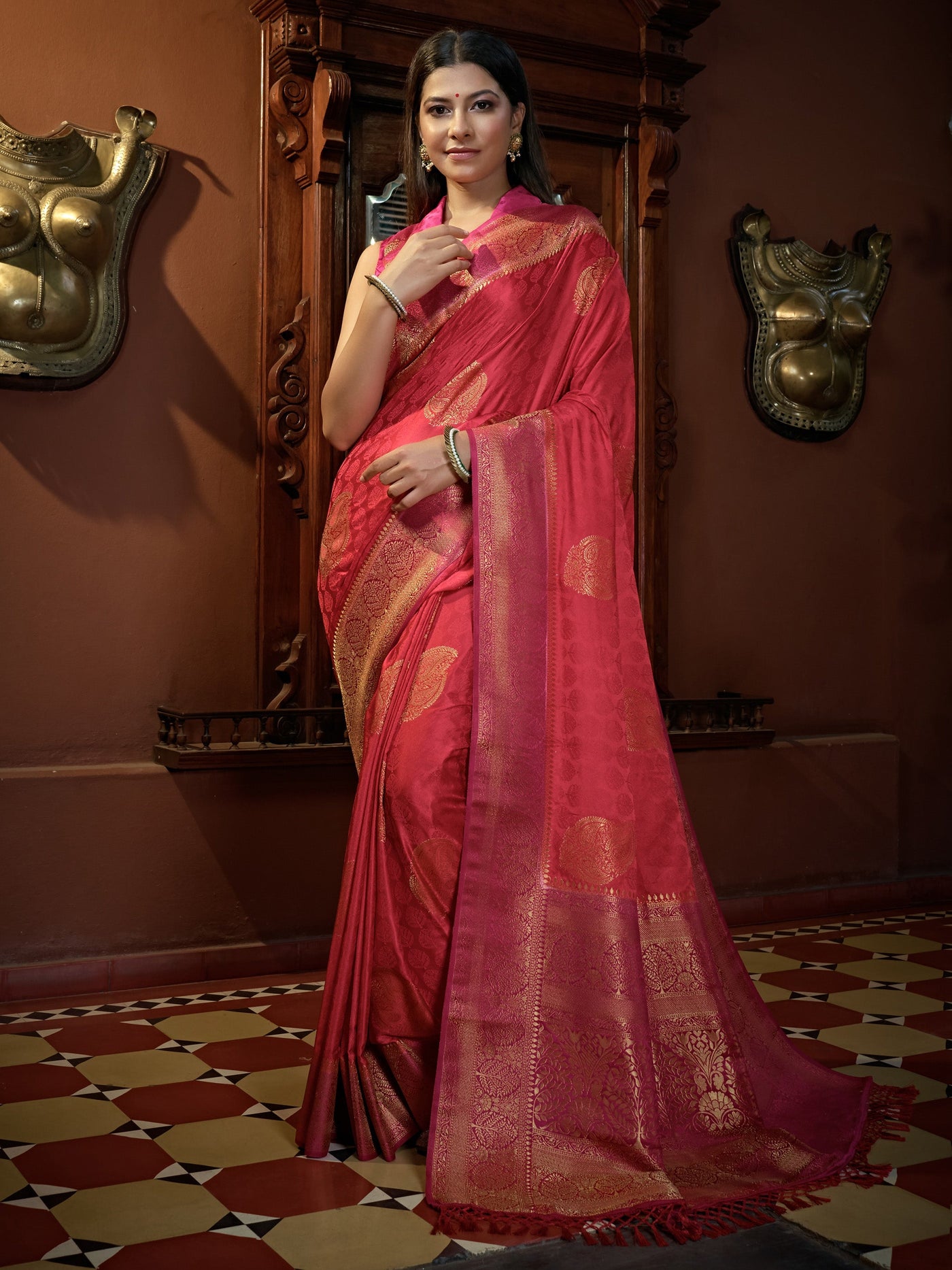 Myrtle Pink Golden Zari Banarasi Satin Silk Saree