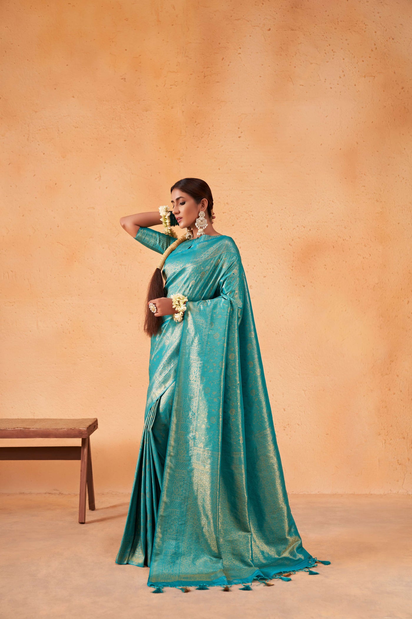 Robin Egg Blue Gold Zari Kanjeevaram Silk Saree