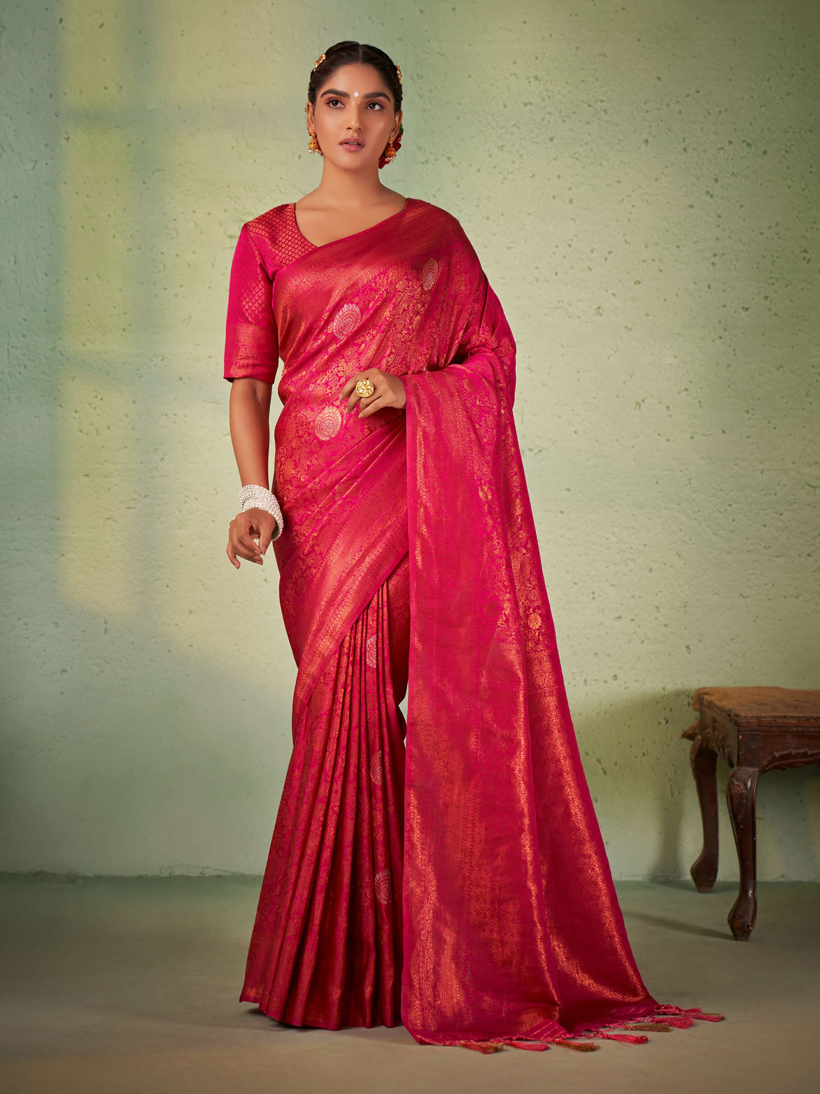 Barbie Pink Copper Zari Kanjeevaram Silk Saree