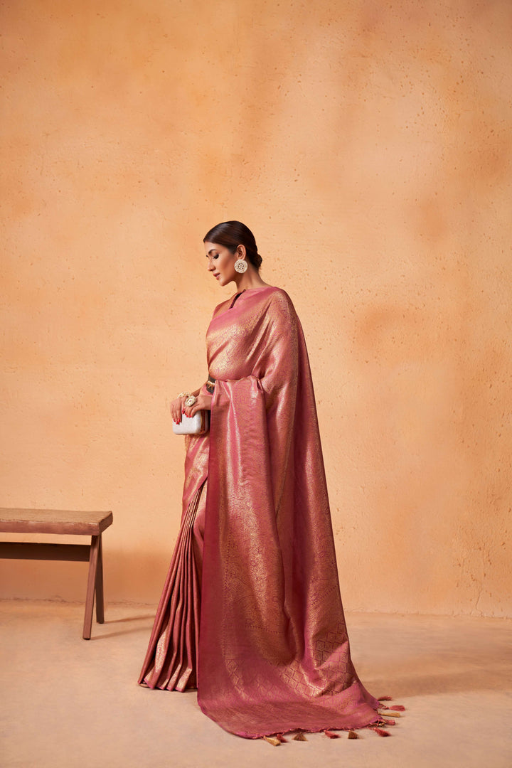 Elegant Pink Saree with Intricate Gold Zari Pallu