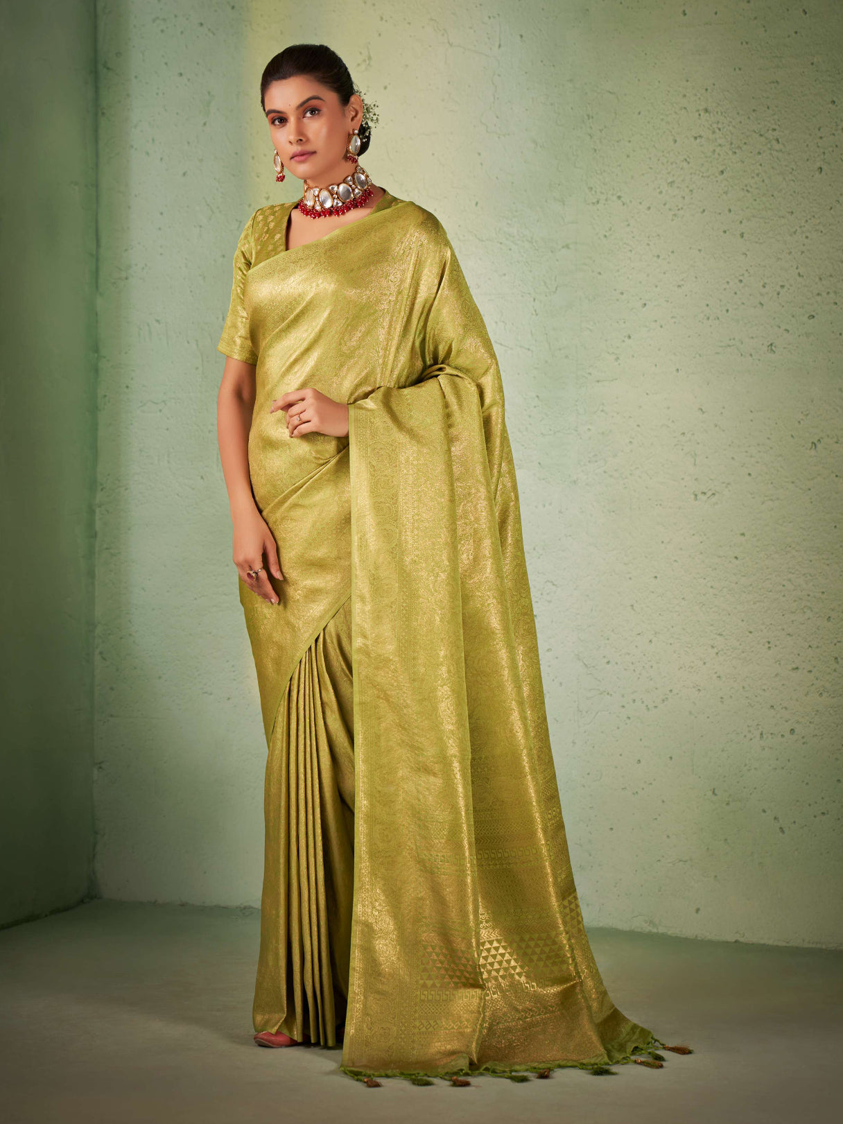 Yellowish Green Gold Zari Kanjivaram Silk Saree