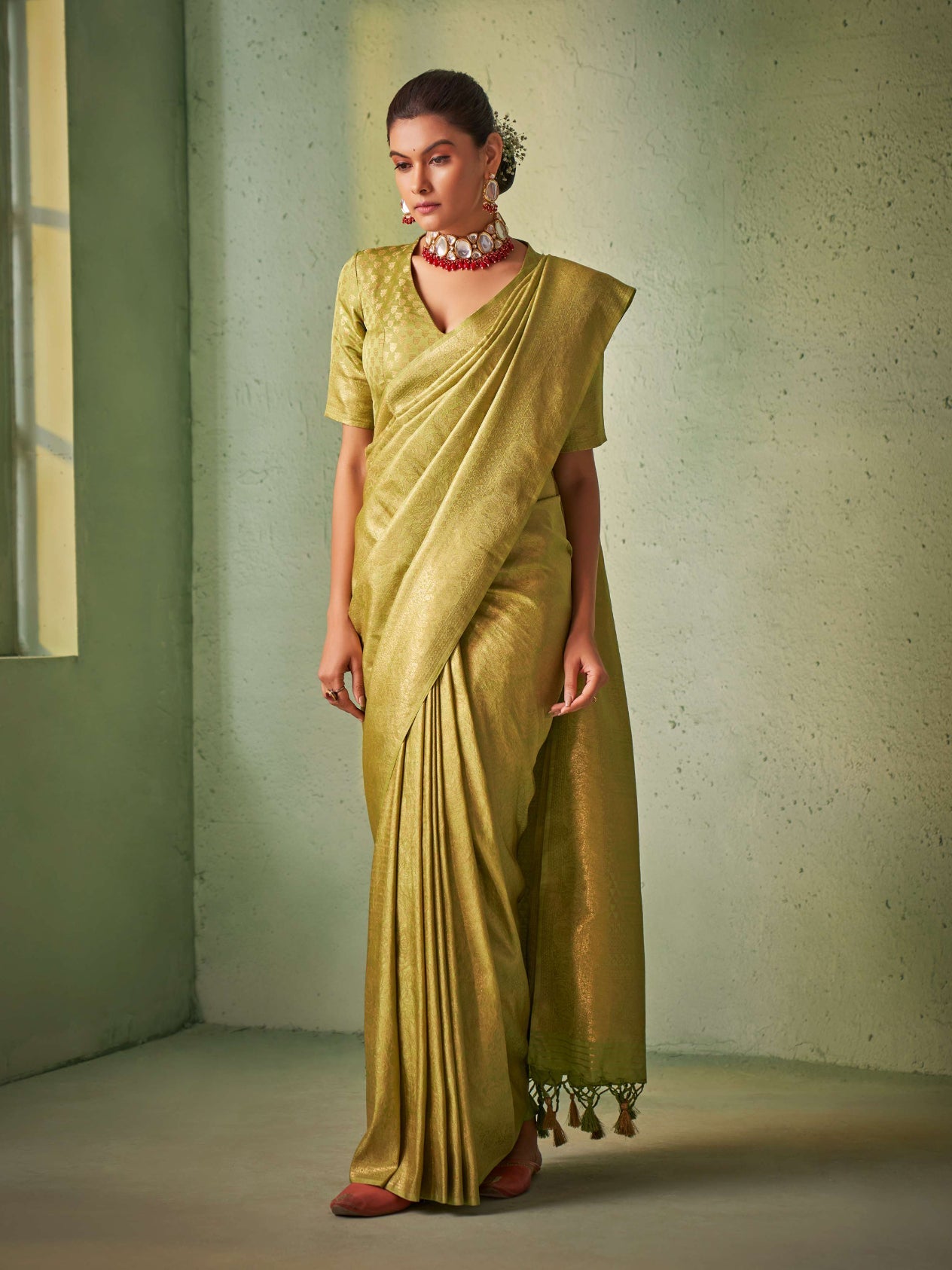 Yellowish Green Gold Zari Kanjeevaram Silk Saree