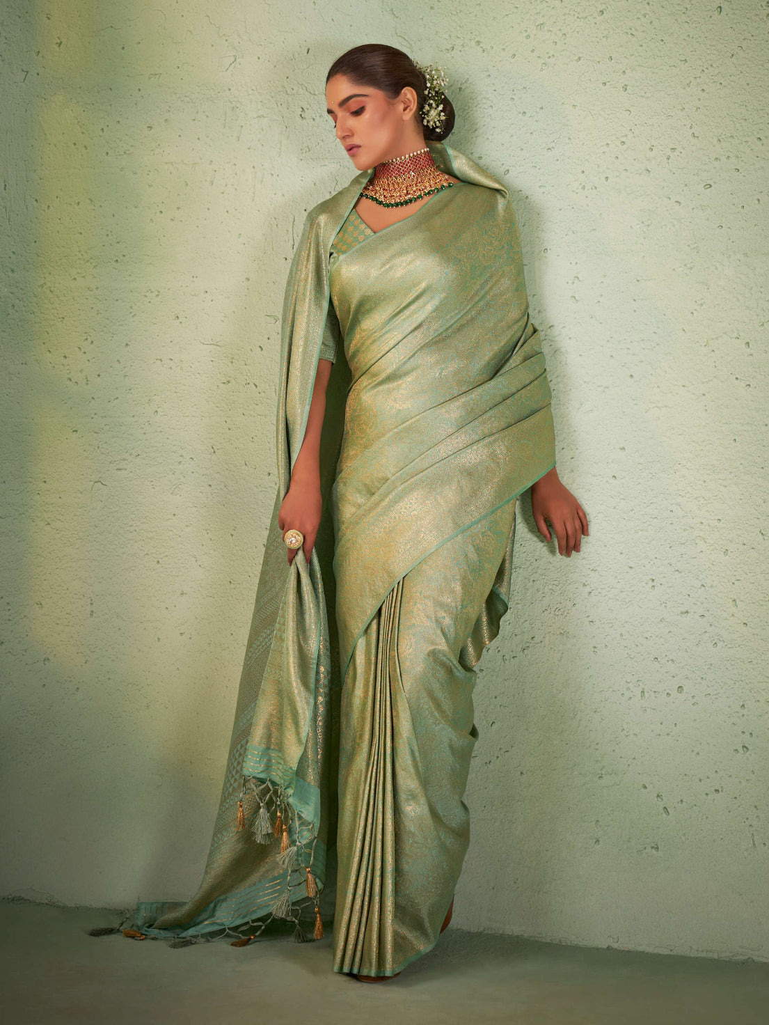 Moss Green Gold Zari Kanjeevaram Silk Saree