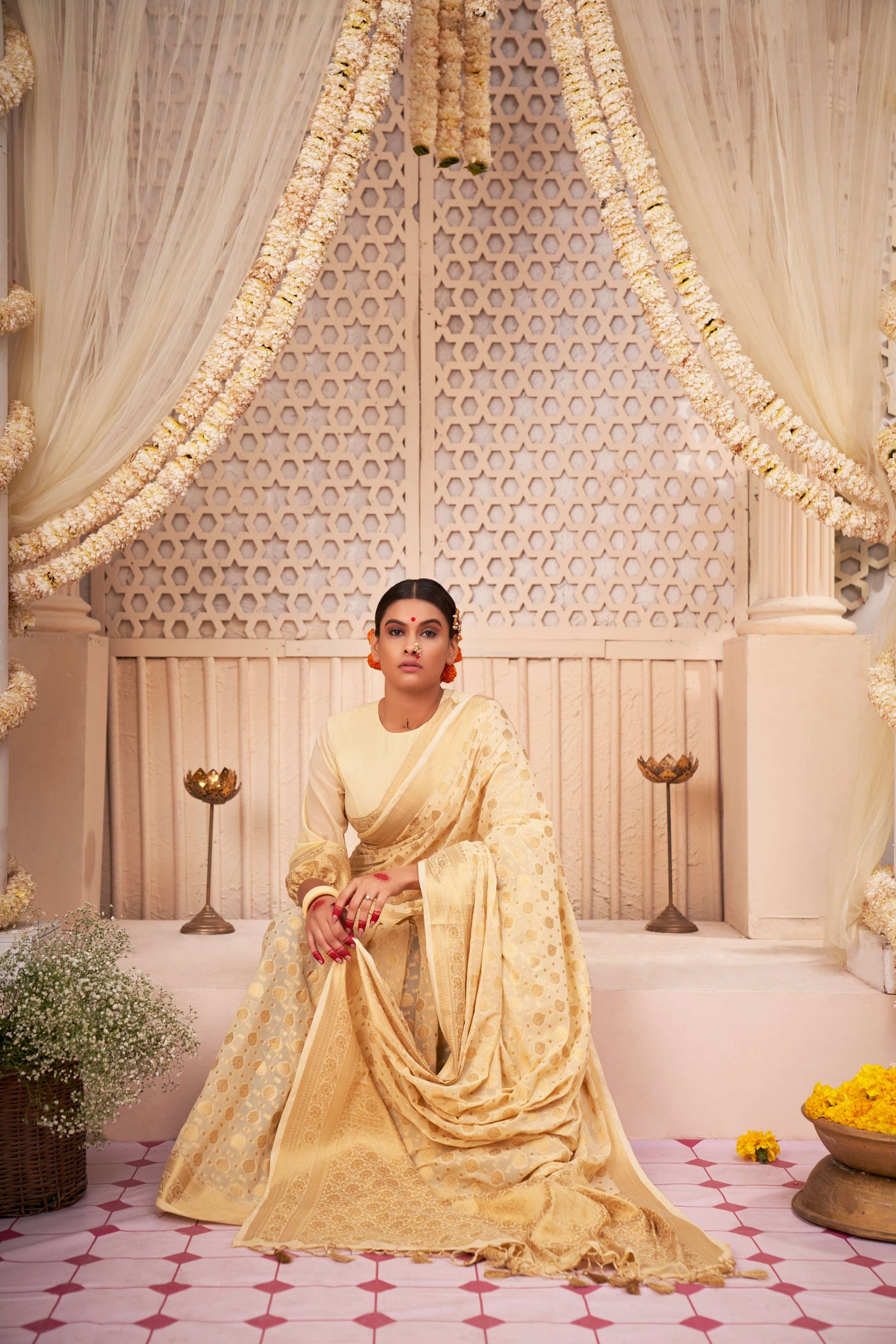 Off-white Gold Georgette Zari Saree | House of Vardha