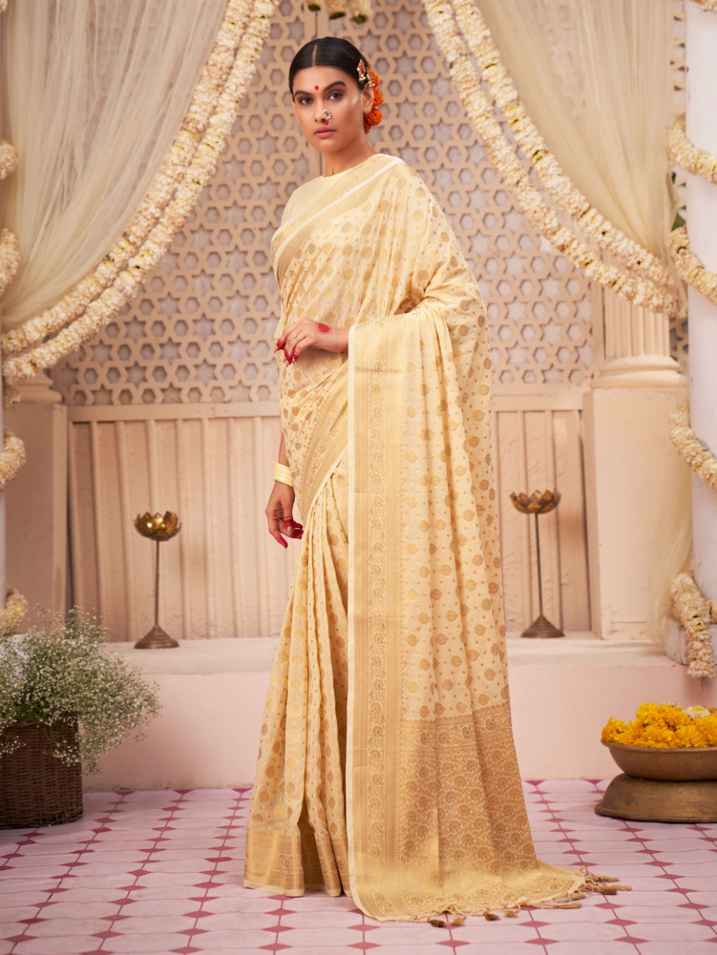 Off-white Gold Georgette Zari Saree | House of Vardha