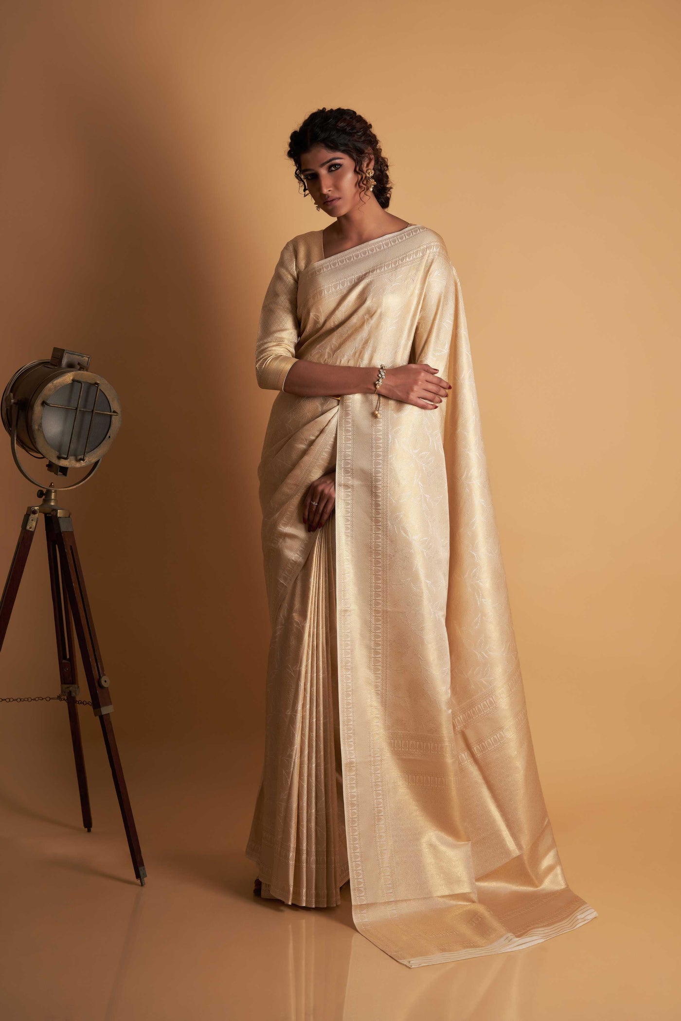 Off-White Gold Zari Kanjeevaram Saree