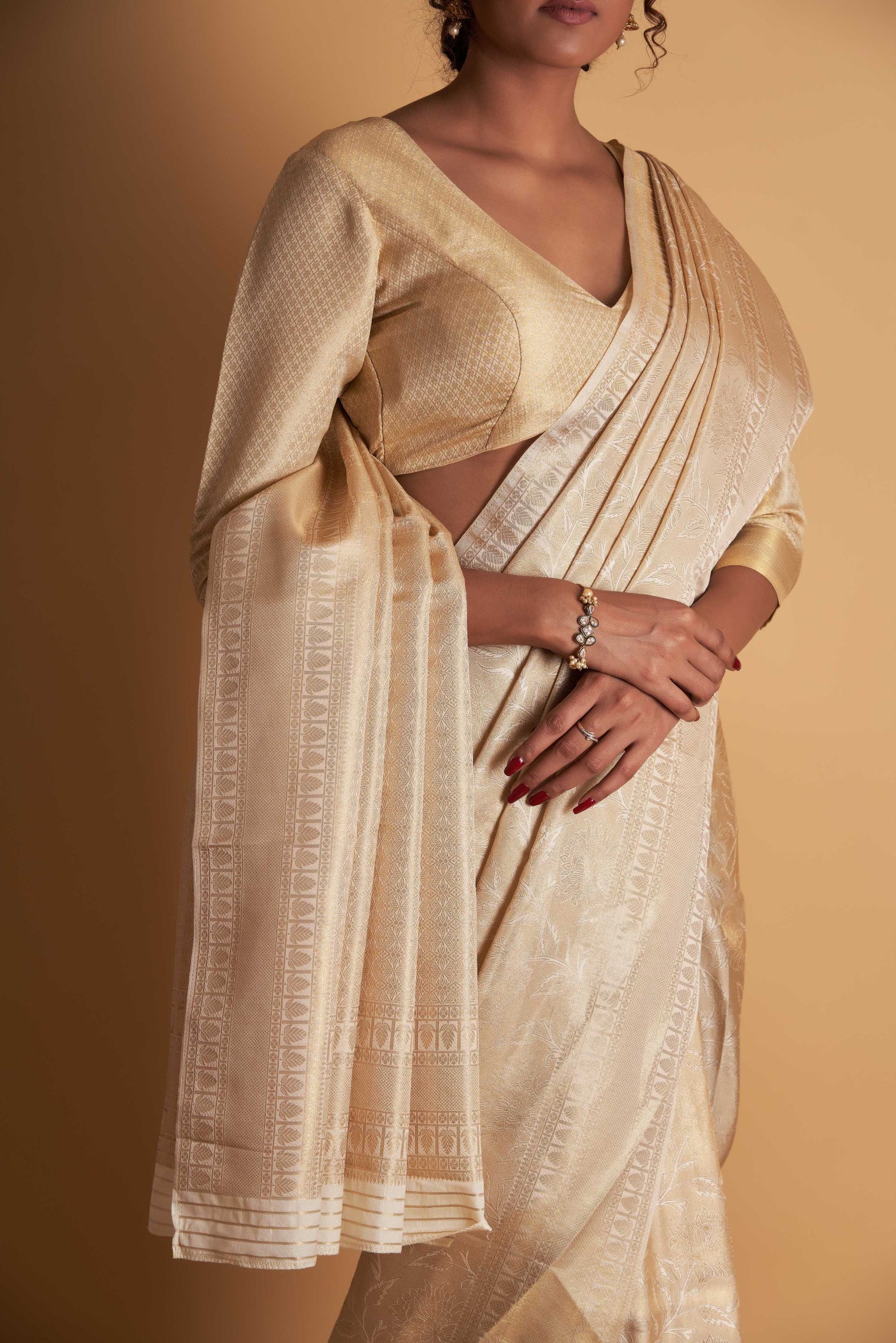 Off-White Gold Zari Kanjeevaram Saree