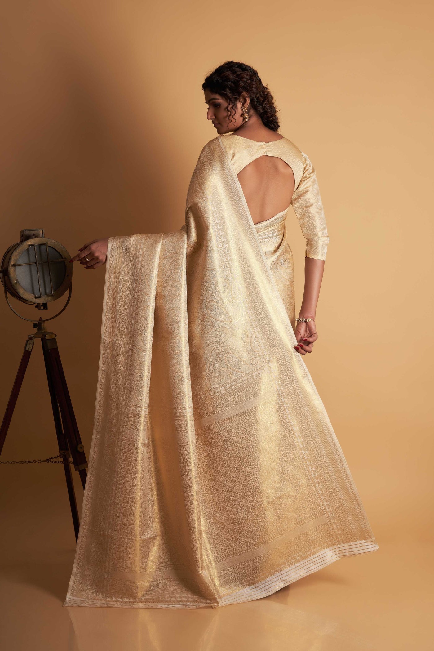 Off-White Gold Zari Kanjeevaram Saree